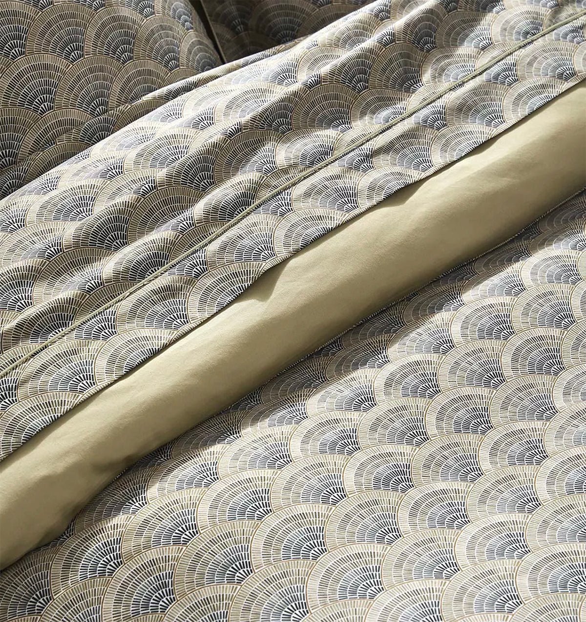 Eventails Argile Duvet Cover – Premium Cotton Satin